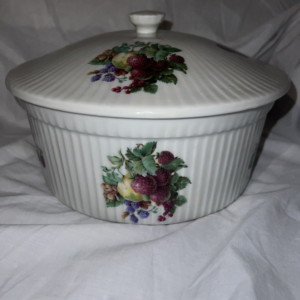 Vtg Apilco France Ribbed Porcelain Covered Casserole Dish Lid Round Fruit Print